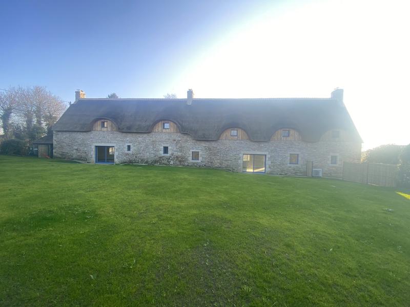 Maison - 331 m² - 12 pièces