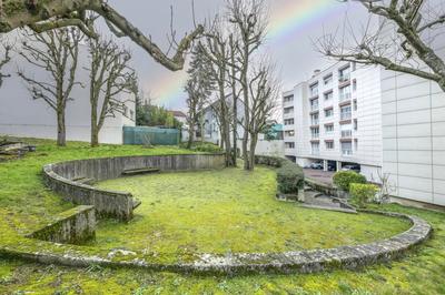 Appartement - 79 m² - 4 pièces