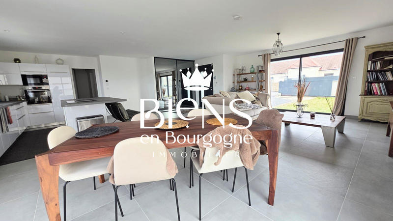 Villa - 164 m² - 7 pièces