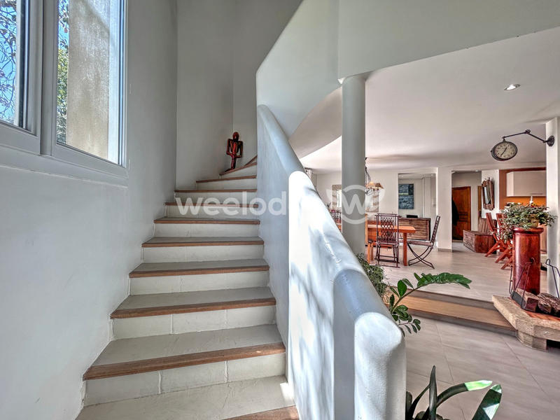 Maison ancienne - 216 m² - 8 pièces