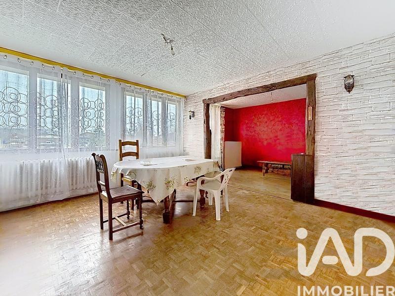 Maison - 242 m² - 10 pièces