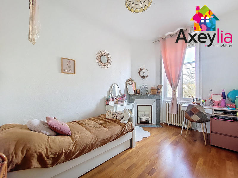 Maison - 104 m² - 5 pièces