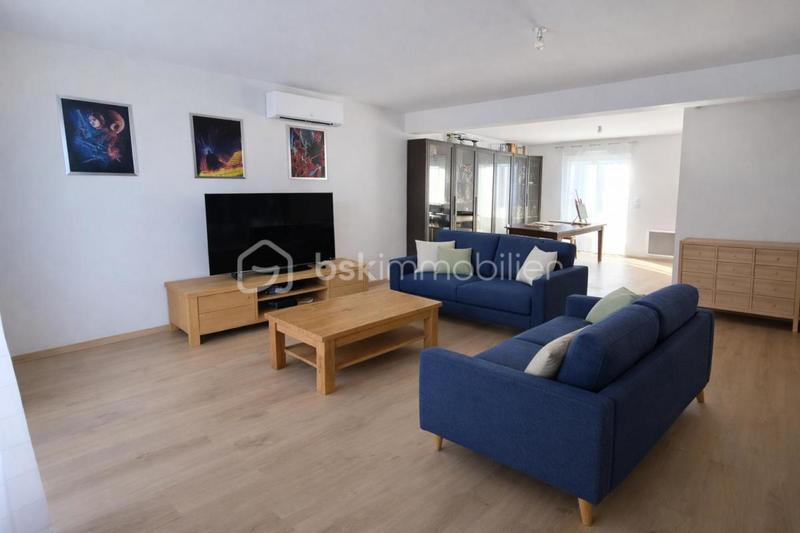 Maison traditionnelle - 130 m² - 6 pièces