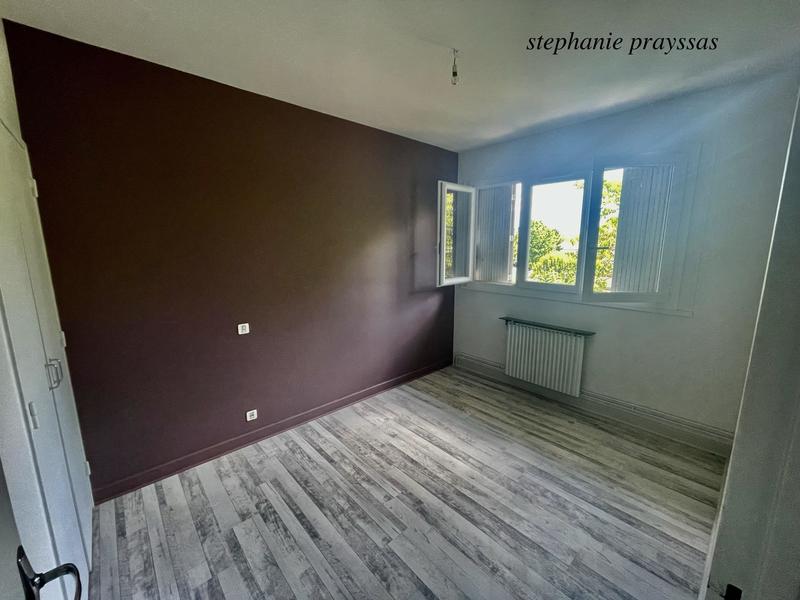 Maison jumelée - 111 m² - 5 pièces