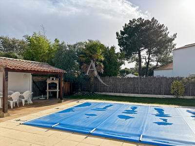 Maison - 99 m² - 4 pièces