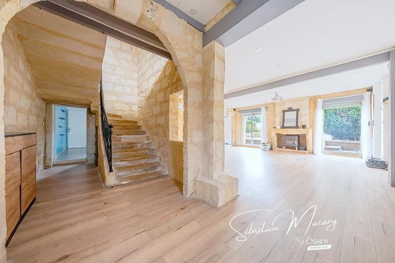 Maison - 168 m² - 7 pièces