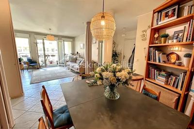 Appartement - 101 m² - 5 pièces