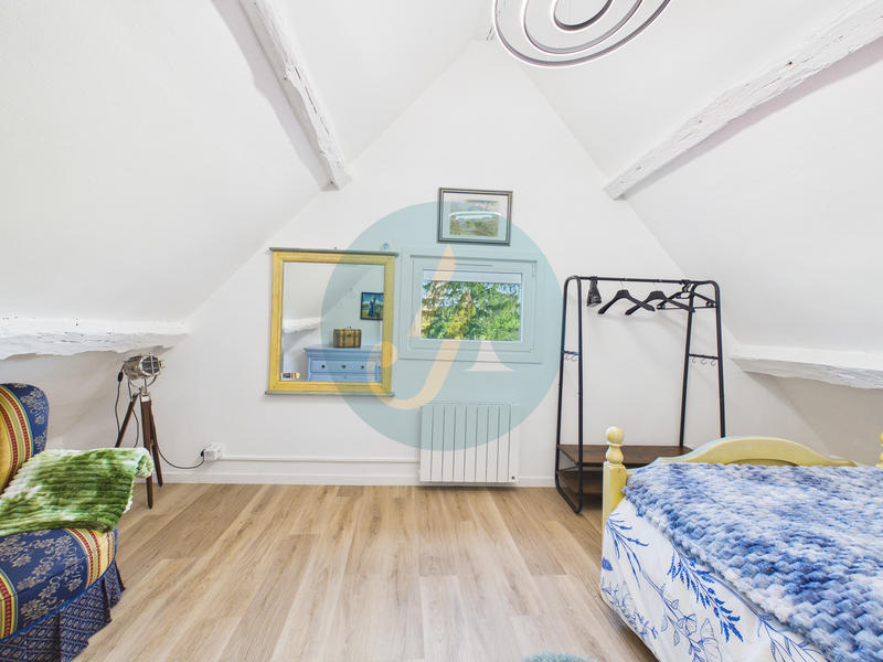 Maison - 102 m² - 5 pièces