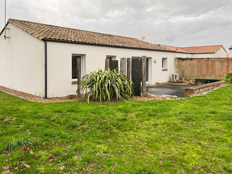 Maison - 92 m² - 4 pièces