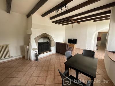 Corps de ferme - 222 m² - 7 pièces