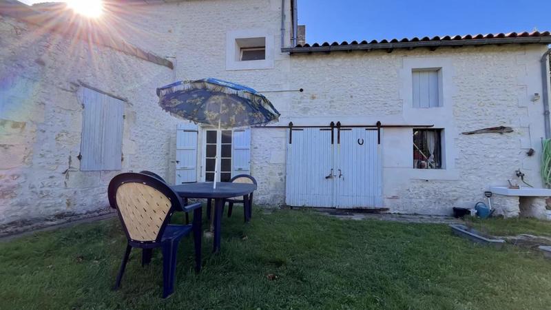 Propriété - 265 m² - 6 pièces