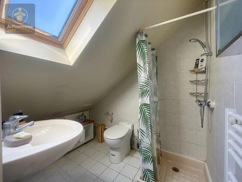 Maison - 176 m² - 7 pièces