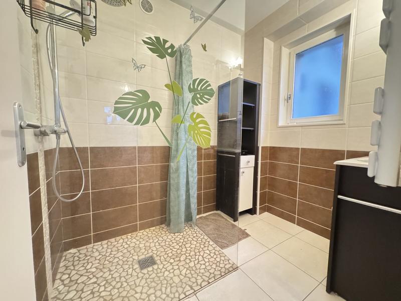 Maison - 178 m² - 6 pièces