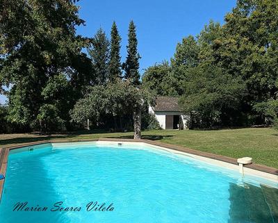 Maison - 320 m² - 11 pièces