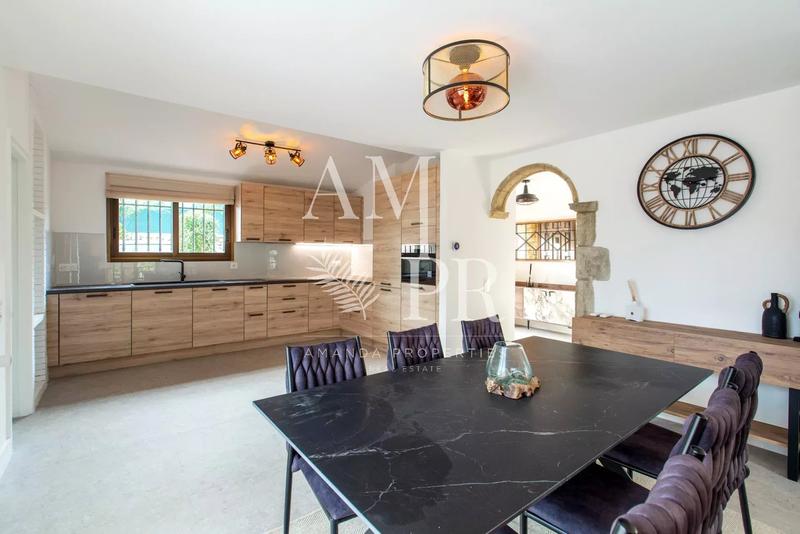 Villa - 170 m² - 7 pièces