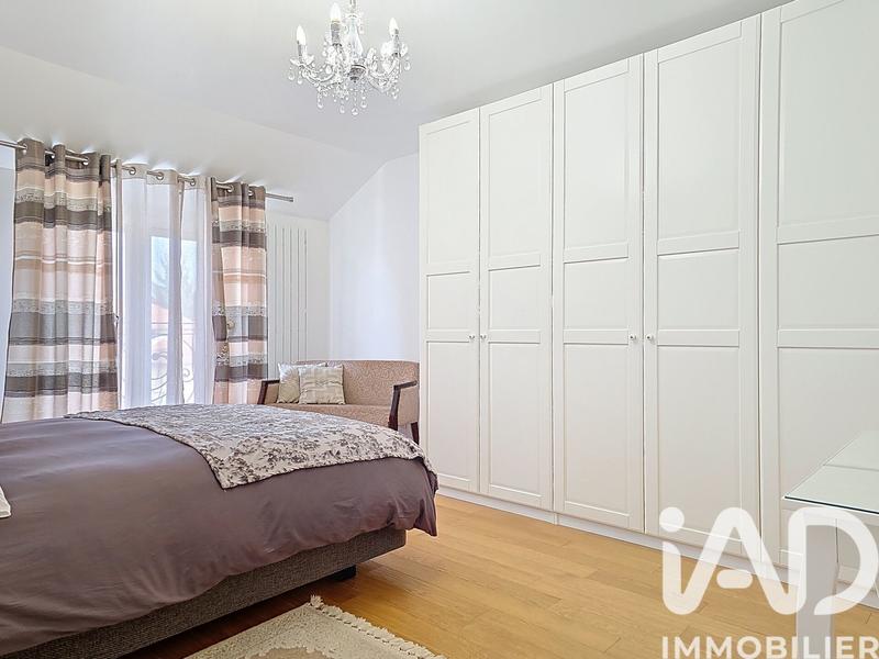 Maison - 170 m² - 7 pièces