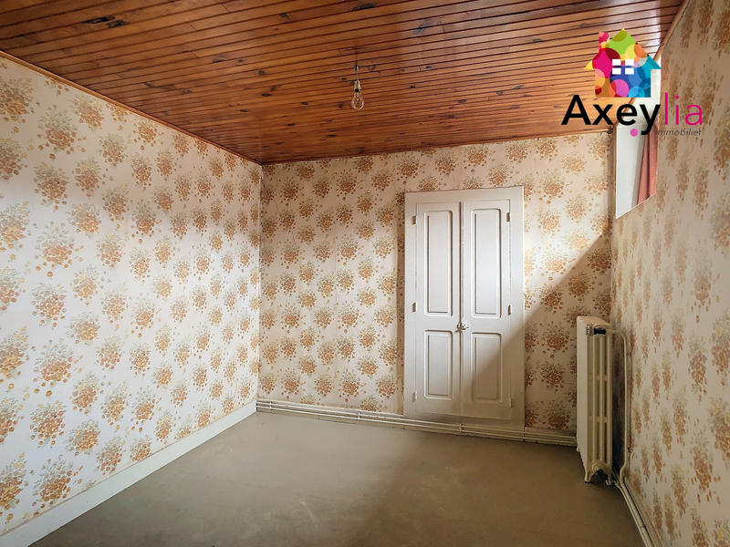 Maison de village - 220 m² - 8 pièces