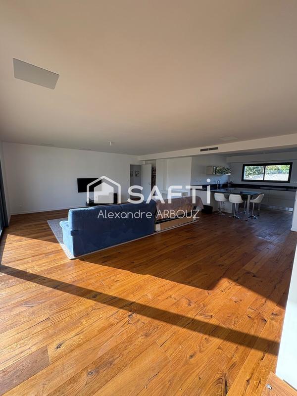 Maison - 178 m² - 4 pièces