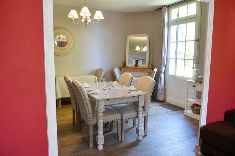 Maison ancienne - 432 m² - 15 pièces