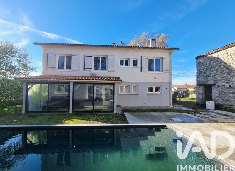 Maison - 172 m² - 6 pièces