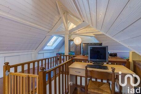 Maison - 185 m² - 8 pièces