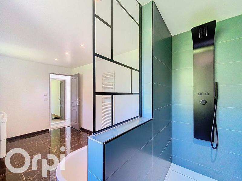 Maison - 123 m² - 5 pièces