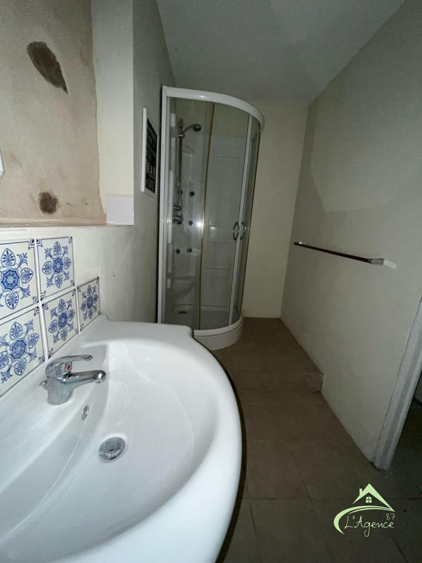 Maison ancienne - 405 m² - 11 pièces