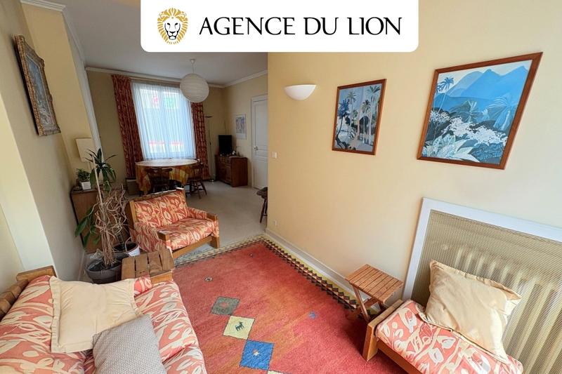 Maison - 121 m² - 6 pièces