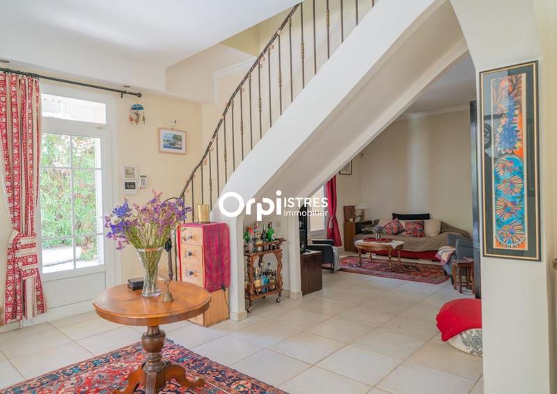 Maison - 260 m² - 5 pièces