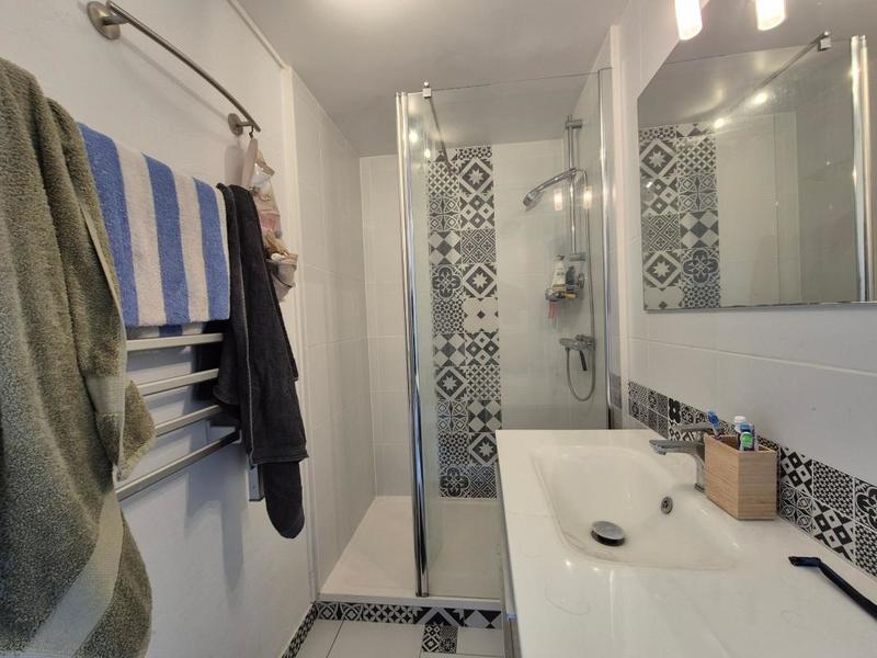 Maison - 350 m² - 7 pièces