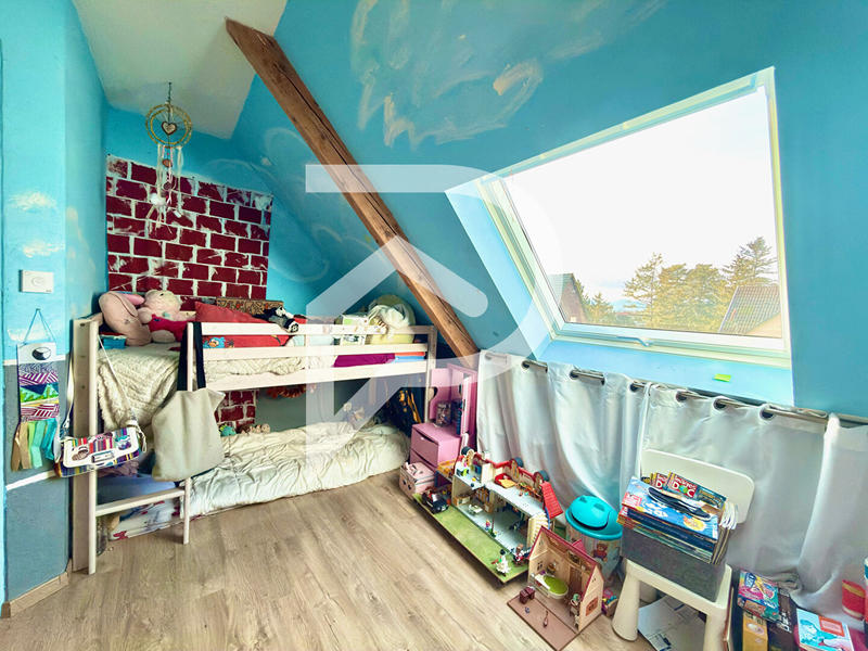 Maison - 96 m² - 5 pièces