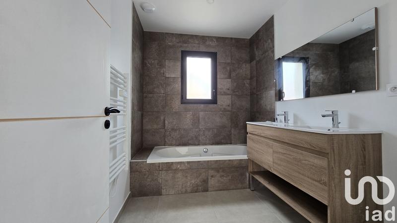 Maison - 101 m² - 4 pièces