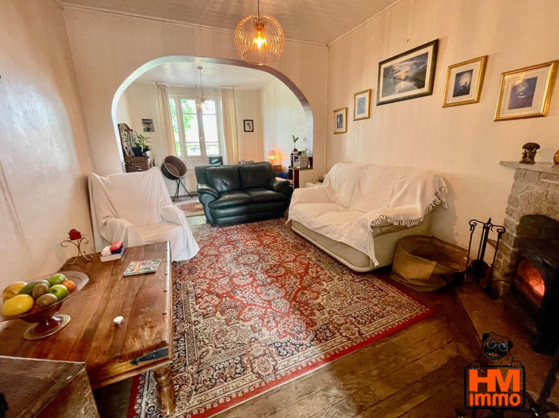 Maison - 104 m² - 6 pièces