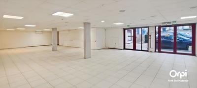 Local commercial - 210 m²
