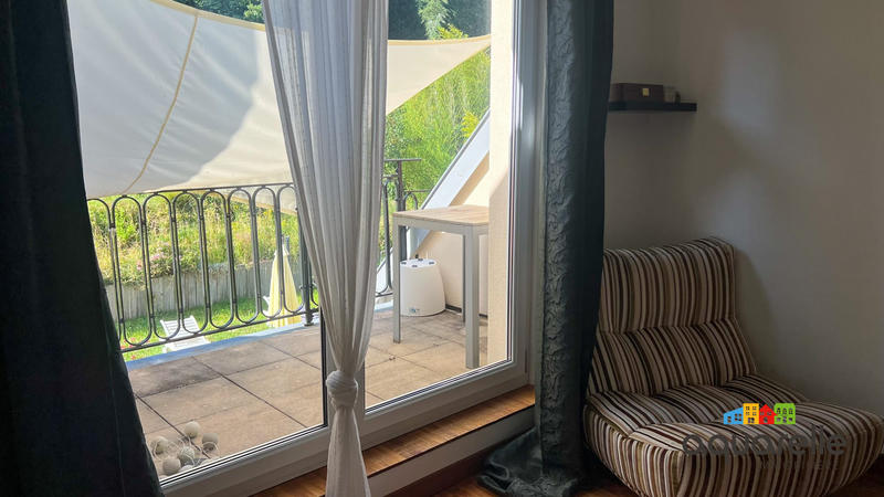 Maison - 250 m² - 7 pièces