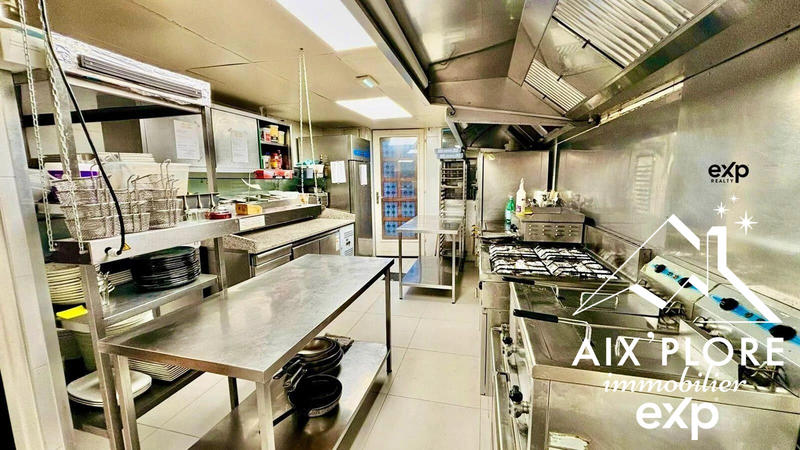 Fonds de commerce - Magasins - 1 118 m²