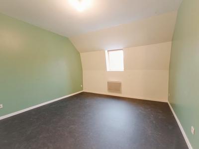 Maison - 84 m² - 4 pièces