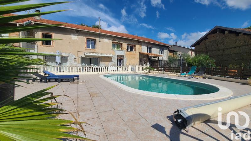 Maison - 260 m² - 8 pièces