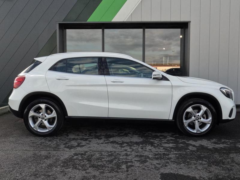 Mercedes Gla 200 d 7-G Dct Sensation