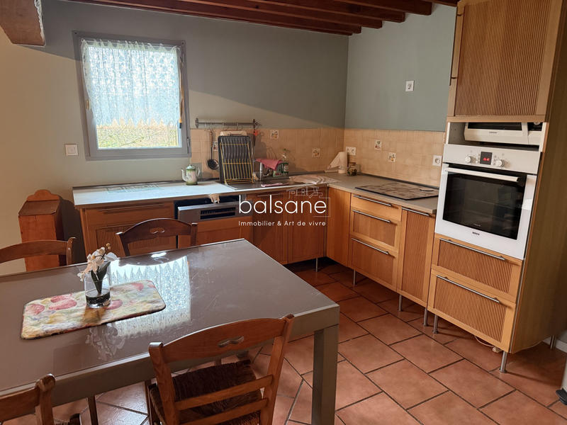 Maison - 83 m² - 5 pièces