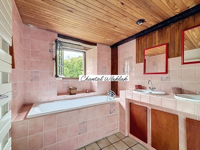 Maison - 98 m² - 5 pièces