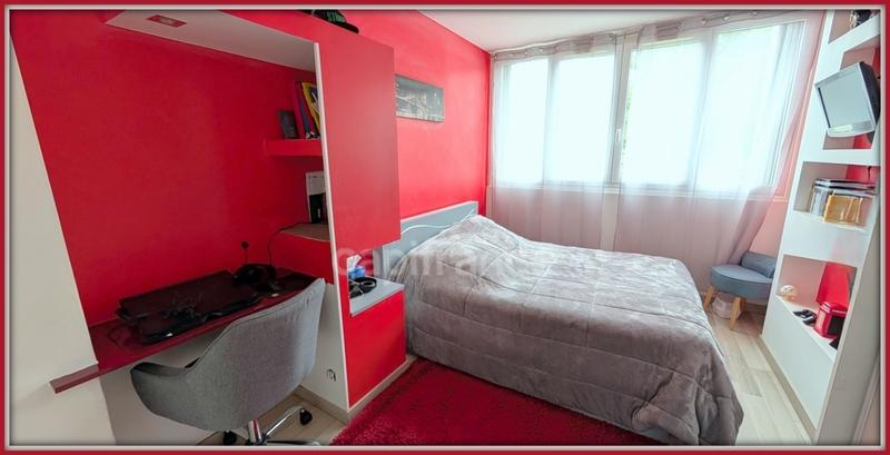 Appartement - 79 m² - 5 pièces