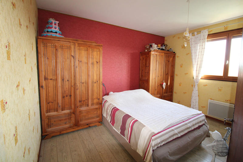 Maison - 208 m² - 8 pièces