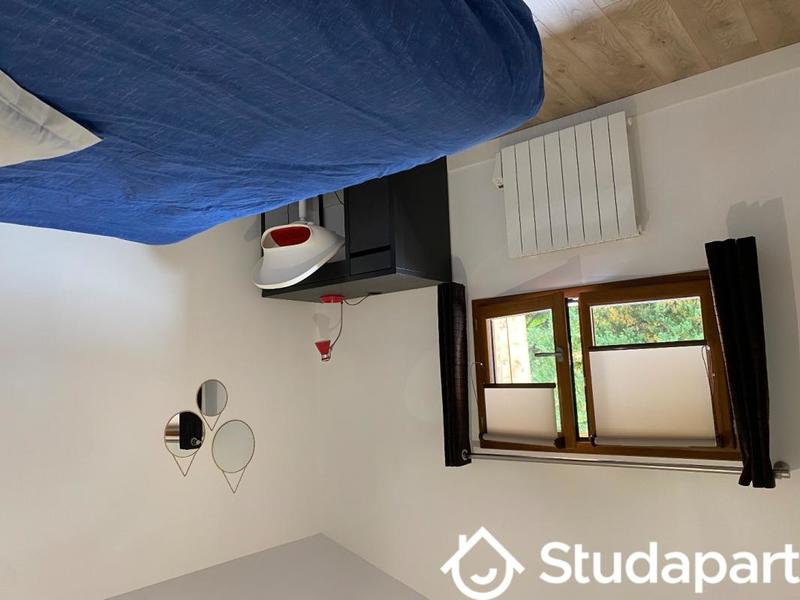 Chambre - 12 m² - 1 pièce