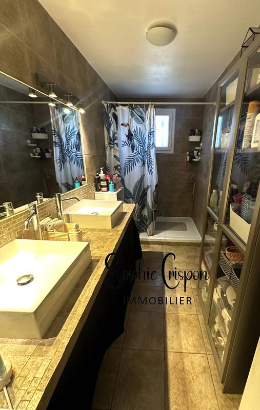 Villa - 107 m² - 6 pièces