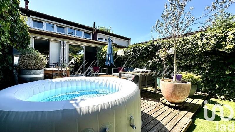 Maison - 88 m² - 5 pièces