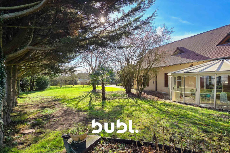 Maison - 193 m² - 8 pièces