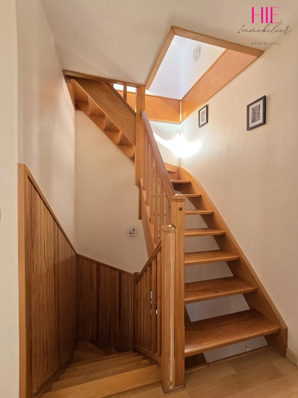 Maison contemporaine - 103 m² - 6 pièces