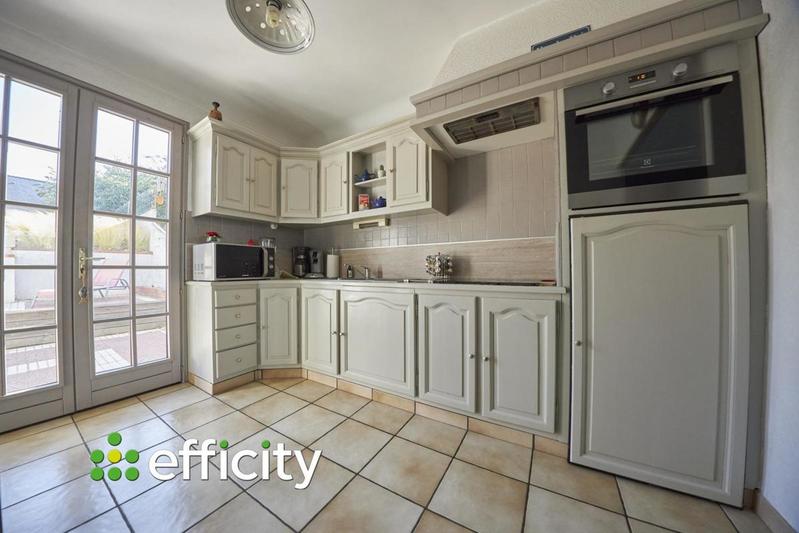 Maison - 90 m² - 5 pièces