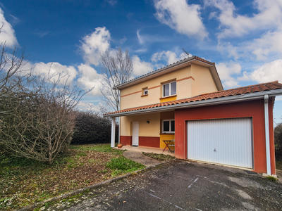 Maison - 80 m² - 4 pièces